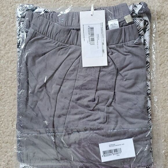 MIA CARA 2pc T-Shirt and Short Set - Picture 5 of 7